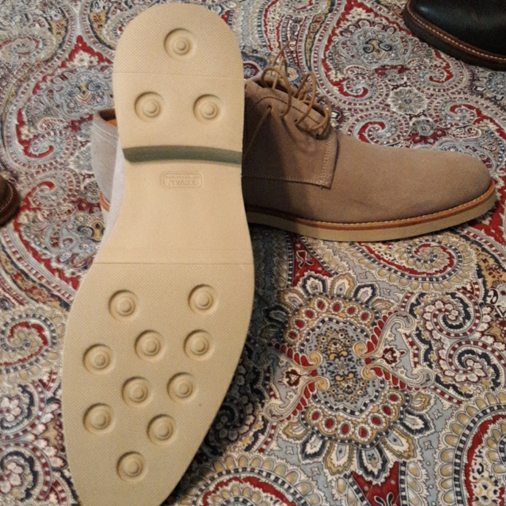 Men's shoes
